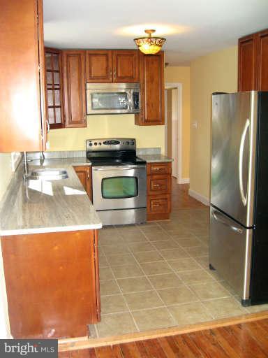 14739 Good Hope Road Silver Spring, MD 20905 - Photo 9 of 21 Kitchen
