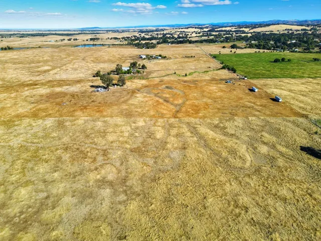 a view of an ocean view