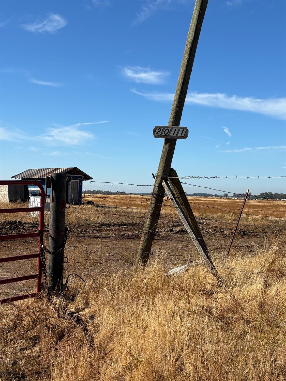 2011 Northridge Road Lincoln, CA 95648 - Photo 8 of 21 a view of a room