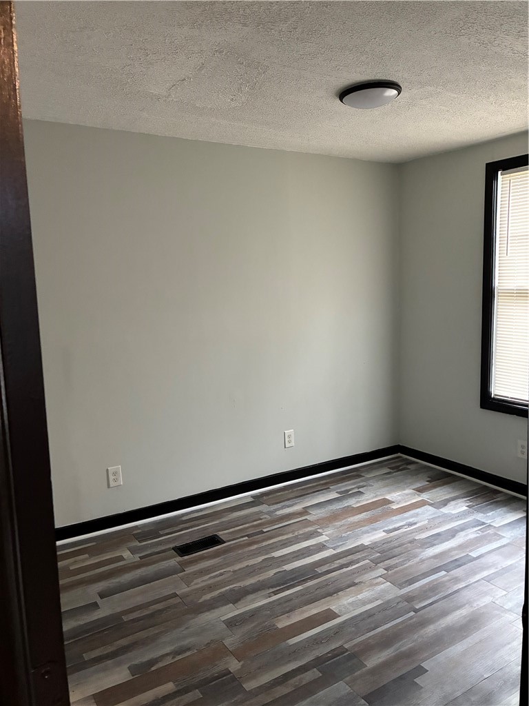495 Emerson Street, Unit 1 Rochester, NY 14613 - Photo 7 of 10 Gallery Image 7