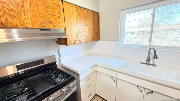 $1,650 | 4227 Eisenhauer Road, San Antonio, TX 78218
