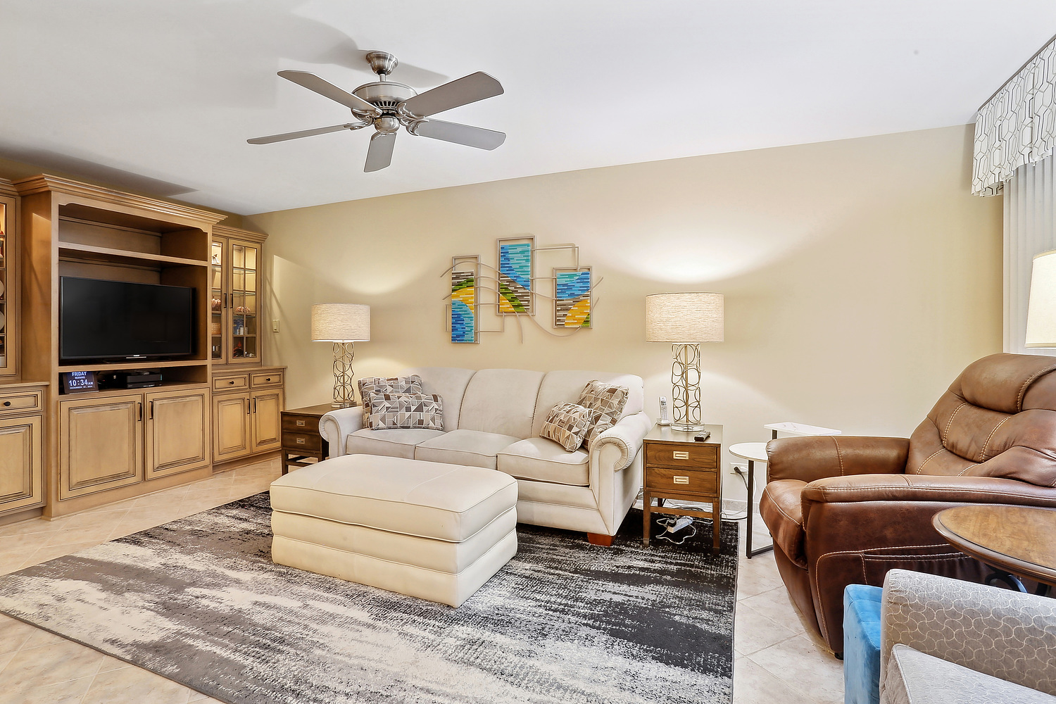 7536 Sholer Avenue Bridgeview, IL 60455 - Photo 3 of 17 Gallery Image 3