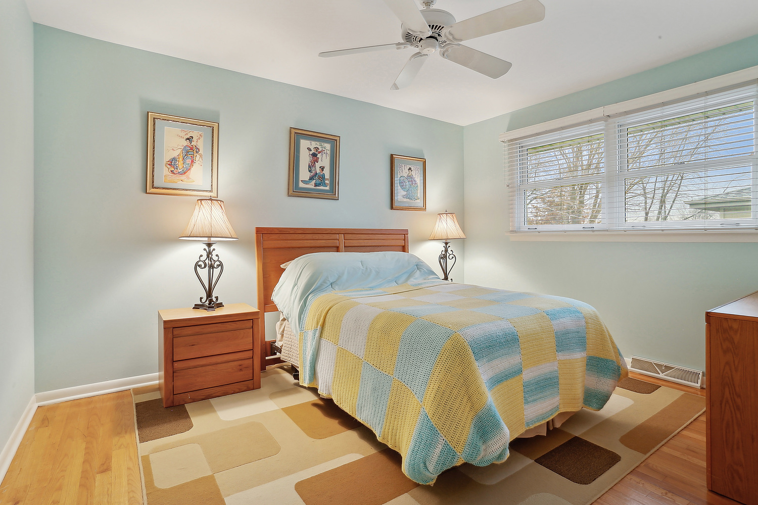 7536 Sholer Avenue Bridgeview, IL 60455 - Photo 10 of 17 Gallery Image 10