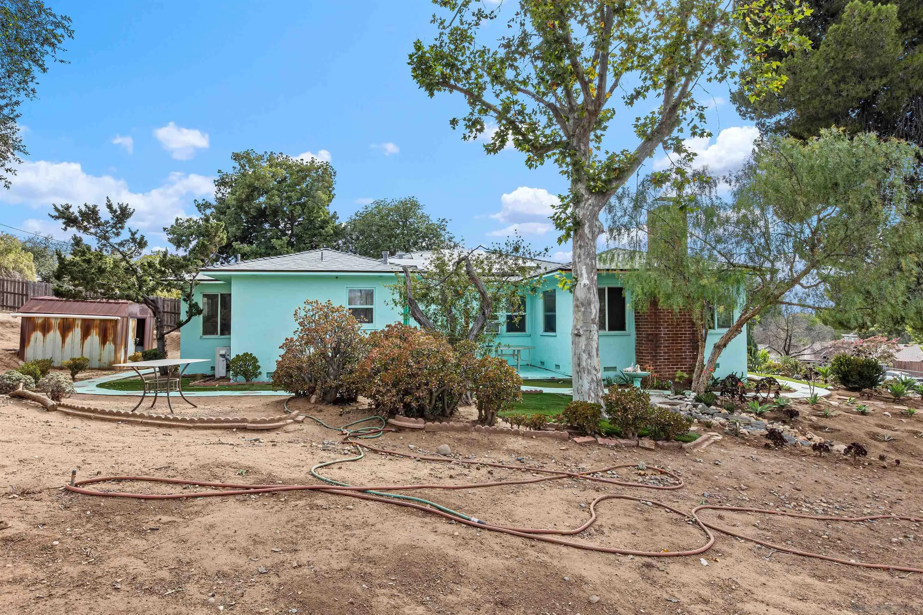 2439 Patterson Road Escondido, CA 92027 - Photo 13 of 36