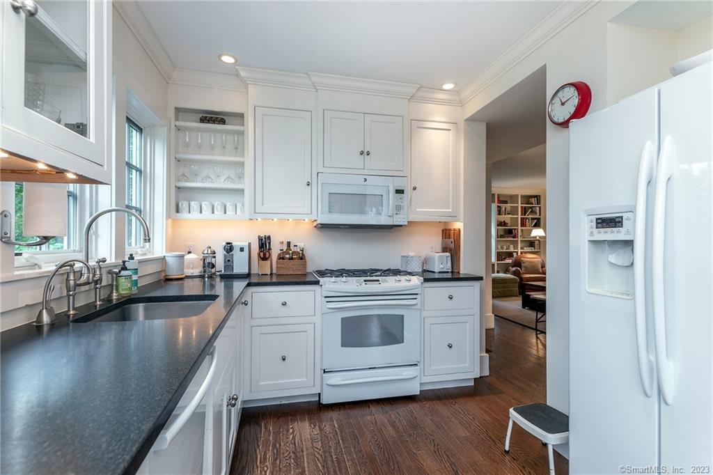 37 Turner Road Washington, CT 06794 - Photo 9 of 16