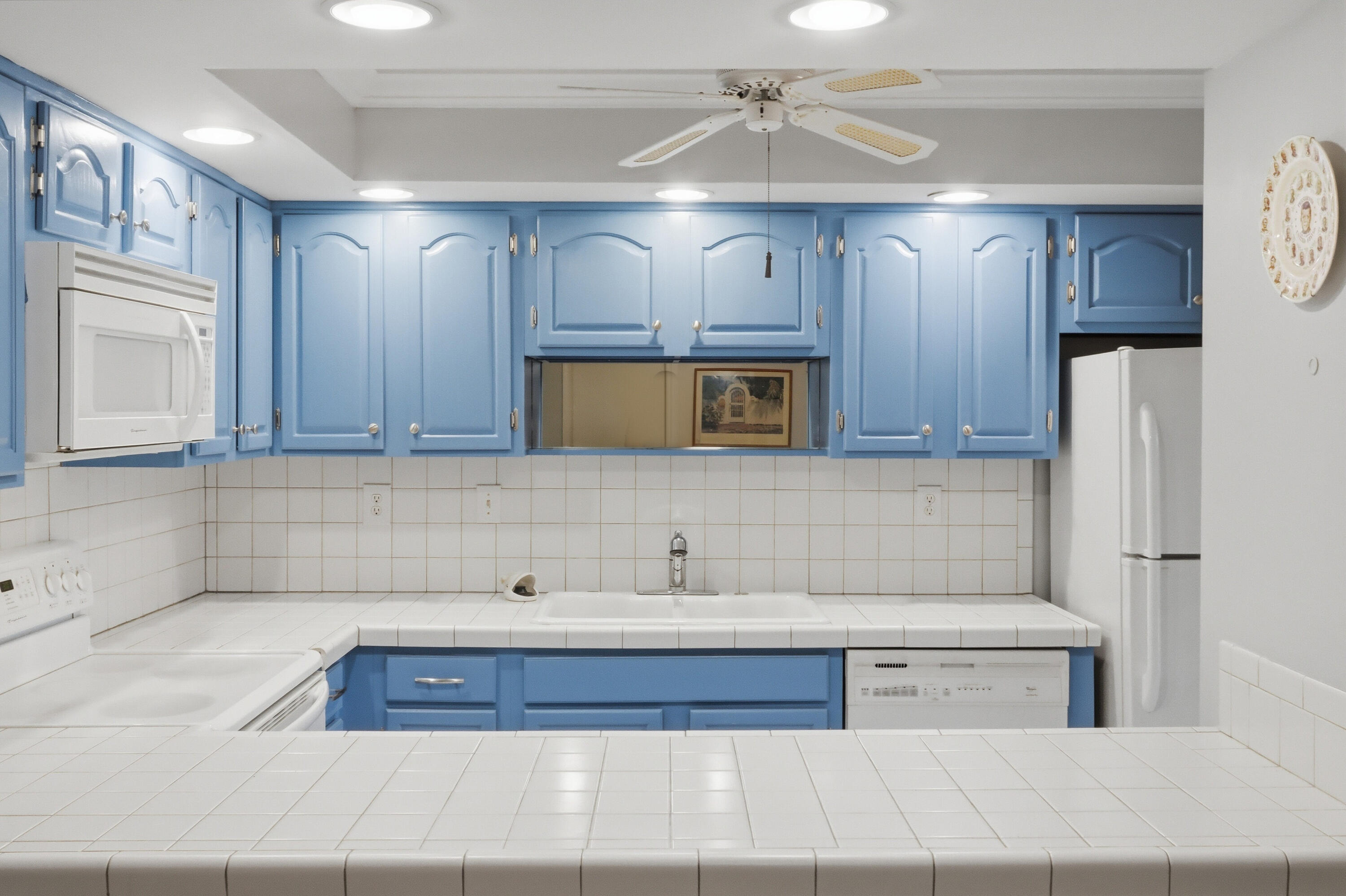 9 Atrium Circle, Unit C Atlantis, FL 33462 - Photo 12 of 54 Kitchen