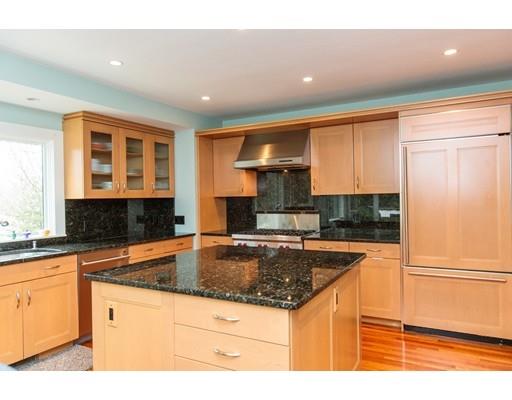 9 Livermore Road Wellesley, MA 02481 - Photo 11 of 17