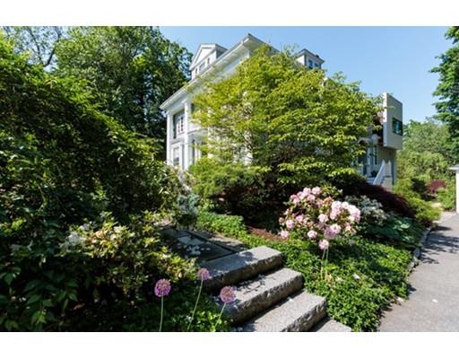 9 Livermore Road Wellesley, MA 02481 - Photo 3 of 17