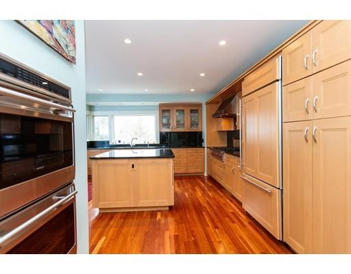 9 Livermore Road Wellesley, MA 02481 - Photo 10 of 17