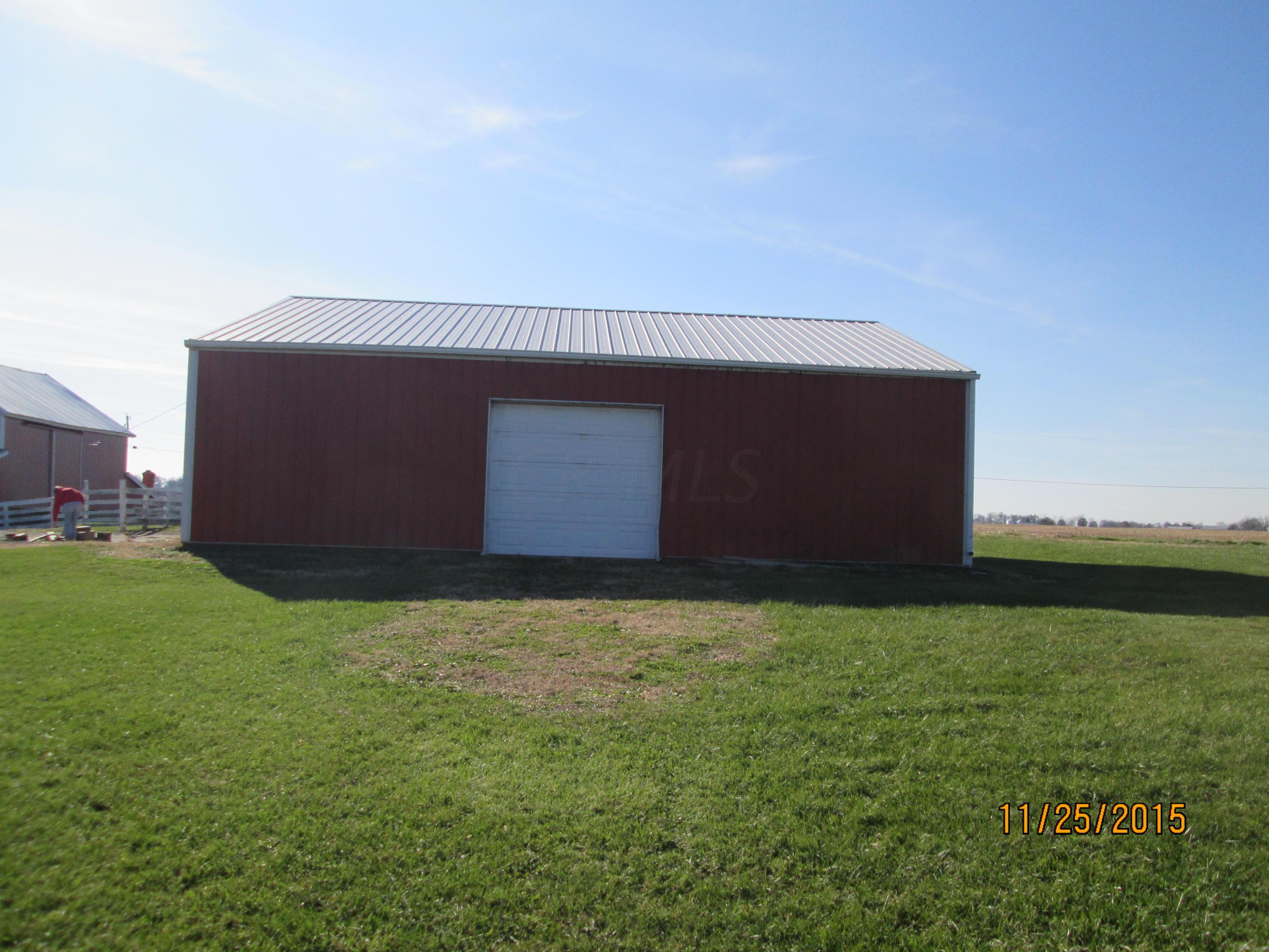 2176 Old Springfield Road Northeast Washington Court House, OH 43160 - Photo 5 of 26