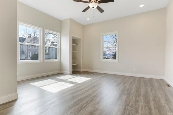 $165,000 | 407 West 4th Street, Mount Vernon, IN 47620