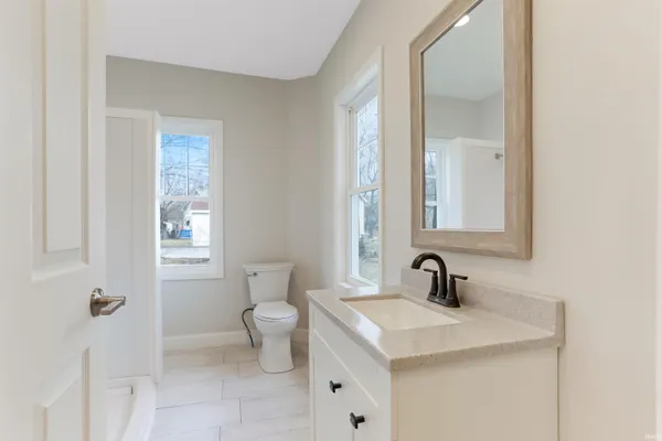 $165,000 | 407 West 4th Street, Mount Vernon, IN 47620