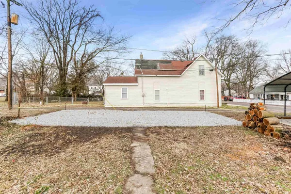 $165,000 | 407 West 4th Street, Mount Vernon, IN 47620