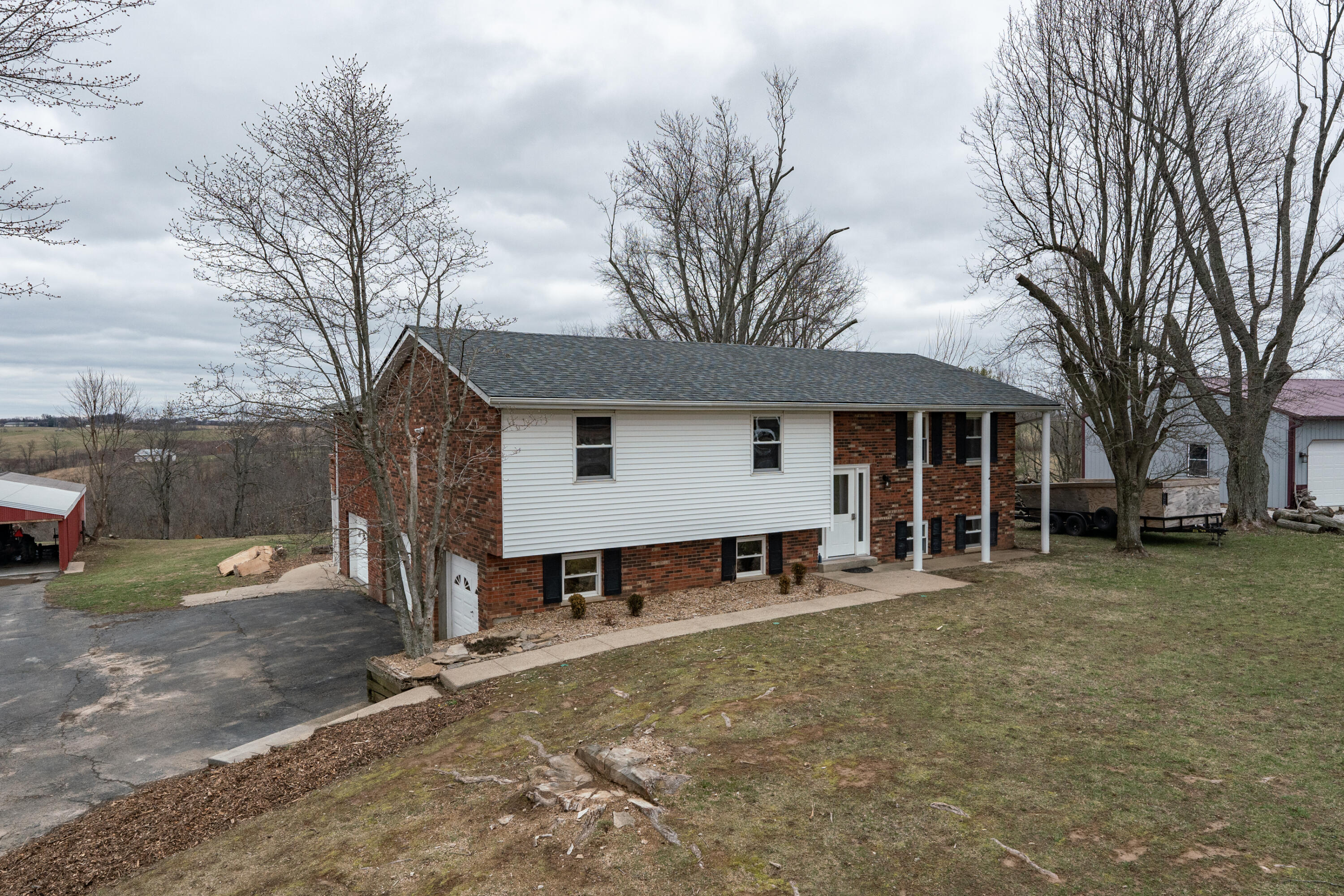 675 Dry Ridge Mt Zion Road Dry Ridge, KY 41035 - Photo 2 of 33