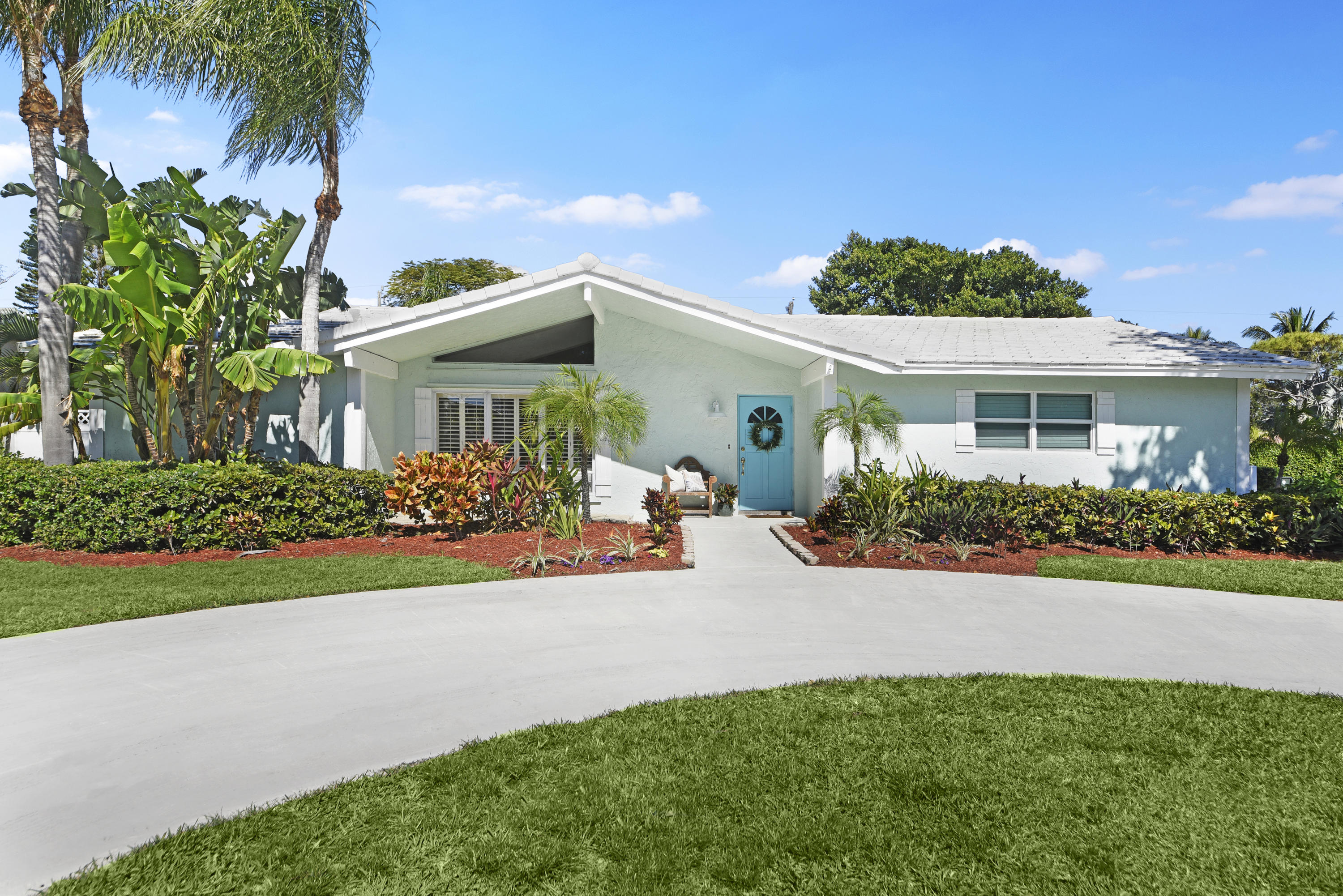 1201 Southwest 21st Street Boca Raton, FL 33486 - Photo 1 of 29 Front