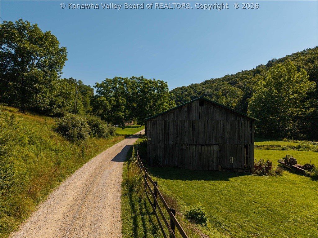 1586 Duncan Creek Road Apple Grove, WV 25502 - Photo 22 of 32 Gallery Image 22