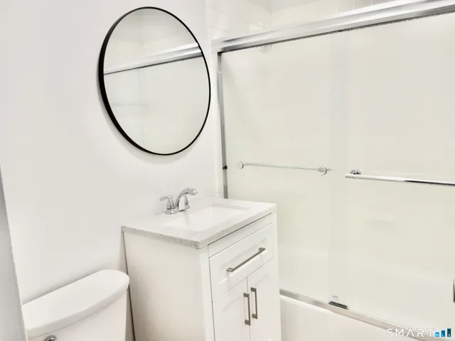 $3,300 | 245 Unquowa Road, Unit 102, Fairfield, CT 06824