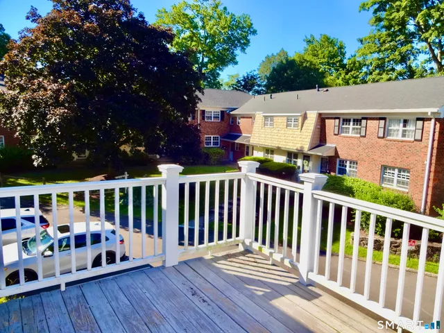 $3,300 | 245 Unquowa Road, Unit 102, Fairfield, CT 06824