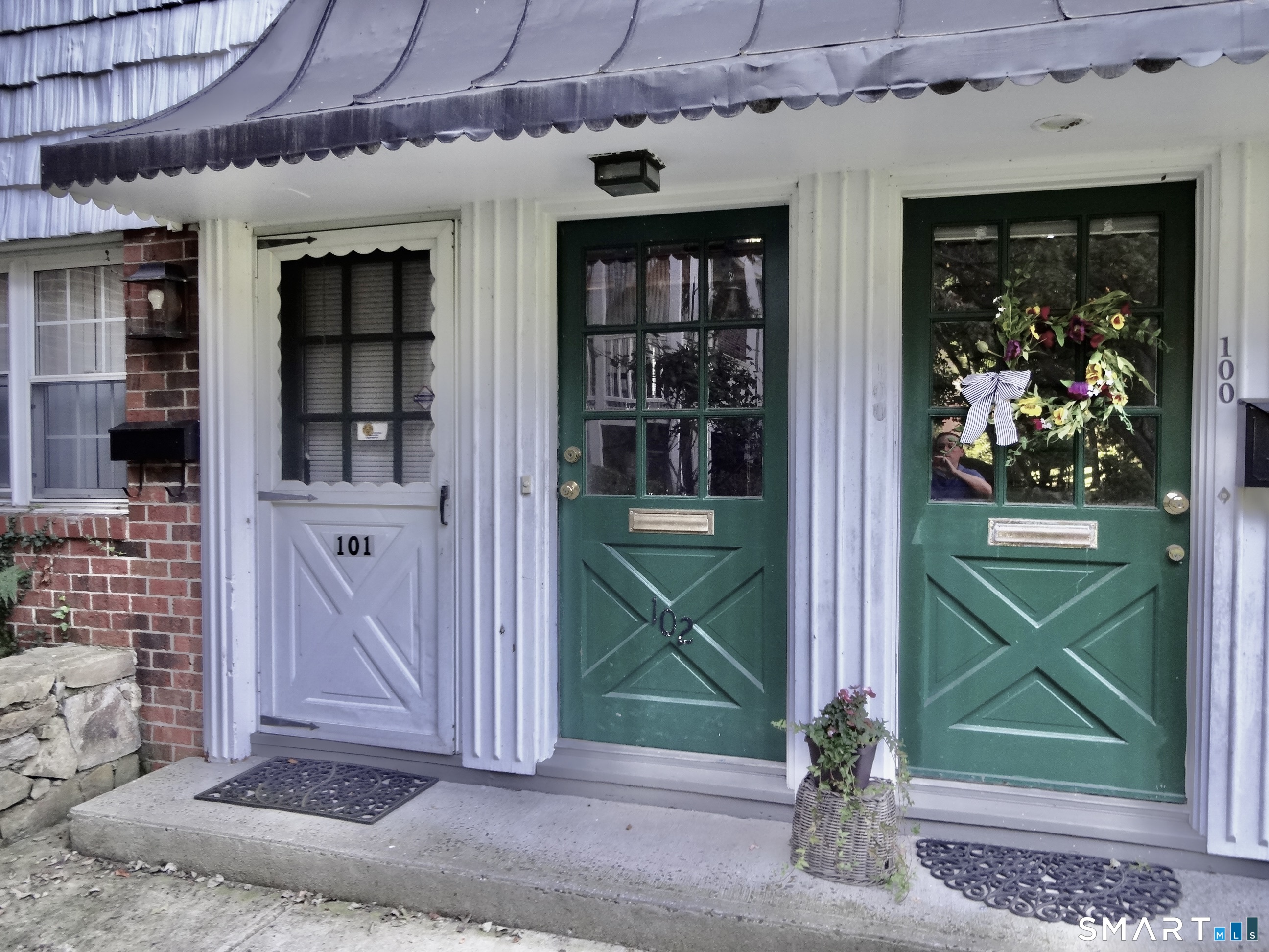 245 Unquowa Road, Unit 102 Fairfield, CT 06824 - Photo 3 of 32