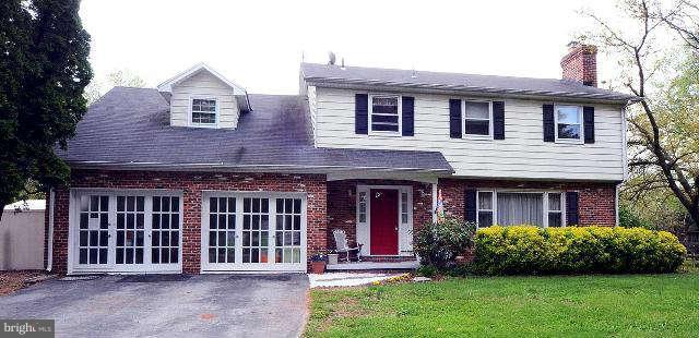 24305 Ridge Road Damascus, MD 20872 - Photo 1 of 26 Exterior (Front)