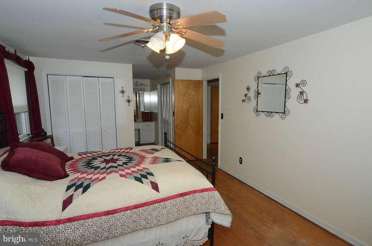 24305 Ridge Road Damascus, MD 20872 - Photo 15 of 26 Bedroom (Master)