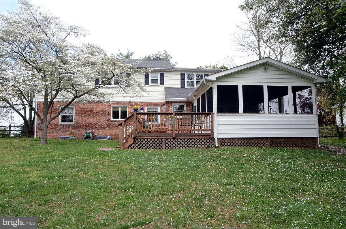 24305 Ridge Road Damascus, MD 20872 - Photo 26 of 26 Exterior (Rear)