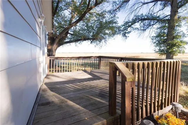 $165,000 | 229 22000 Road, Cherryvale, KS 67335