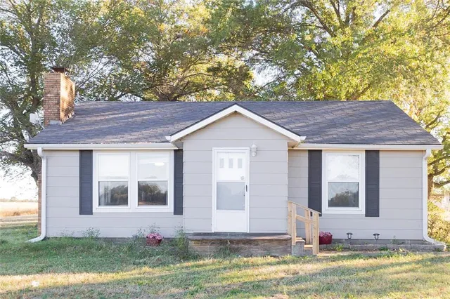 $165,000 | 229 22000 Road, Cherryvale, KS 67335