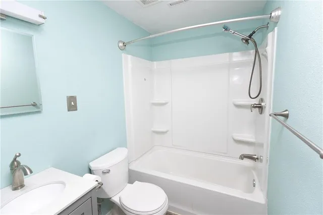 $165,000 | 229 22000 Road, Cherryvale, KS 67335