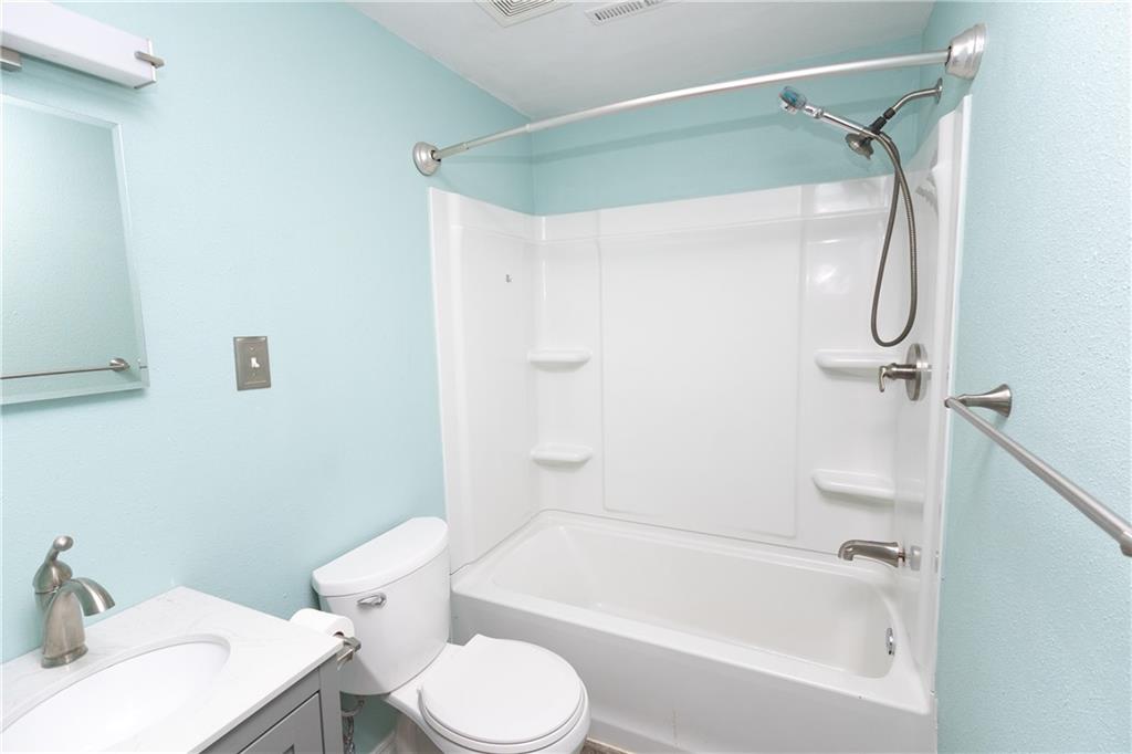 229 22000 Road Cherryvale, KS 67335 - Photo 4 of 33