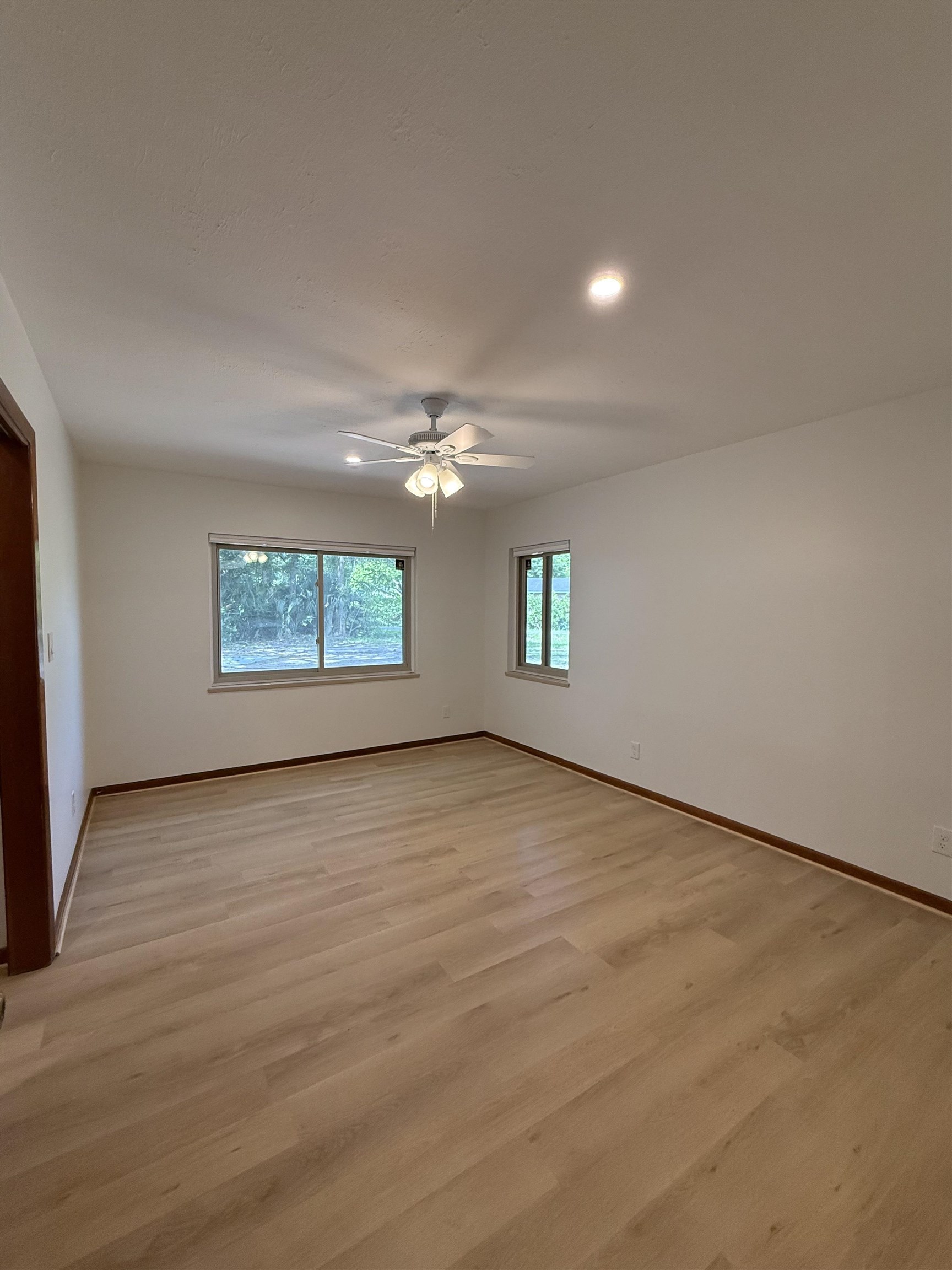378 El Rey Avenue, Unit MAIN HOUSE St. Augustine, FL 32084 - Photo 14 of 17 an empty room with windows
