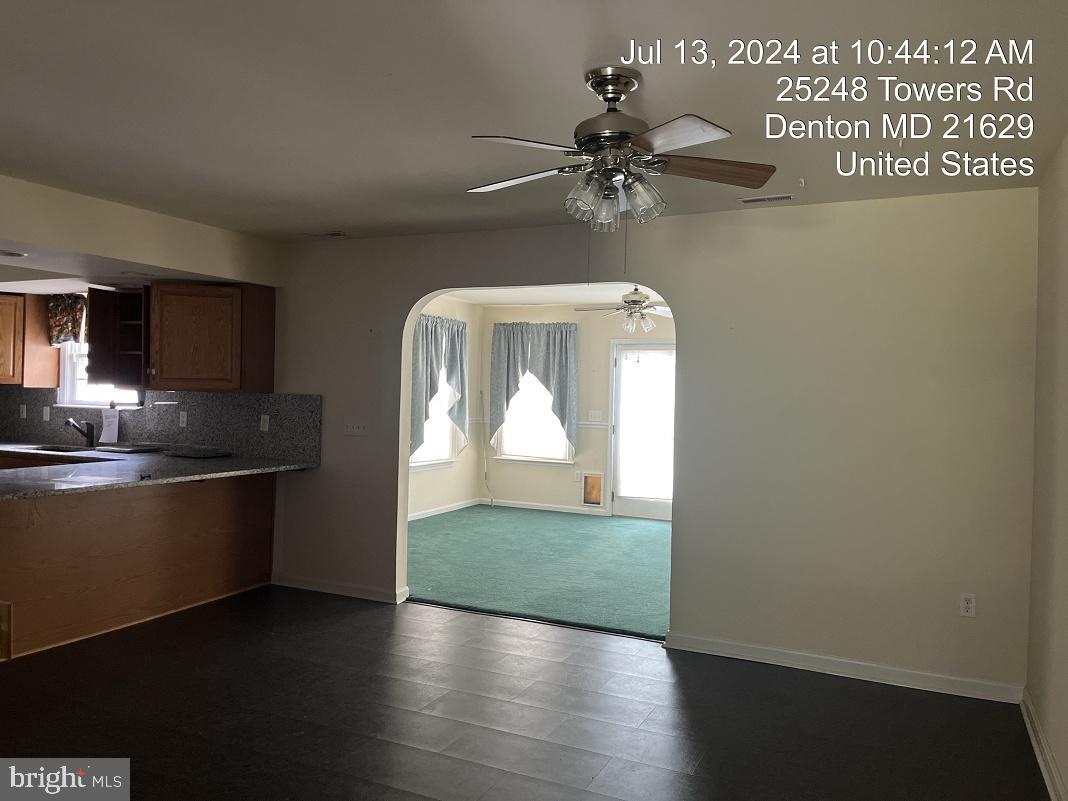 25248 Towers Road Denton, MD 21629 - Photo 10 of 27 Dining area to Sun room