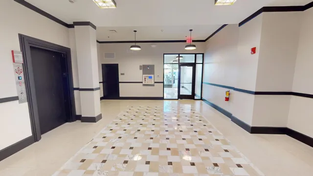 $1,675 | 40 Dupage Court, Unit 503, Elgin, IL 60120