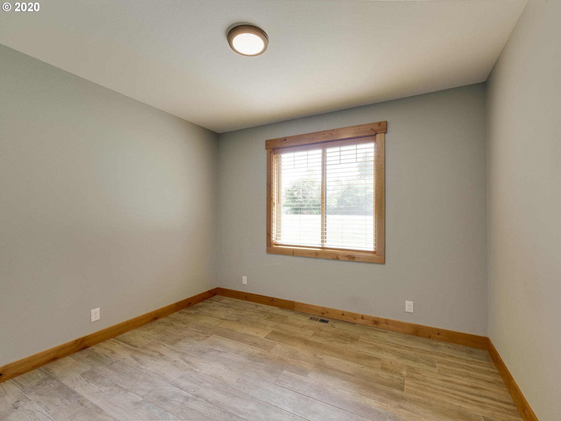 31439 Southeast Bluff Road Gresham, OR 97080 - Photo 17 of 29