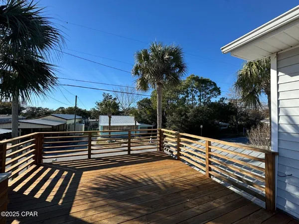 $1,300 | 230 Christmas Tree Lane, Unit B, Panama City Beach, FL 32413