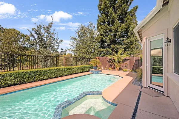 $1,000,000 | 1836 Swinton Drive, Folsom, CA 95630