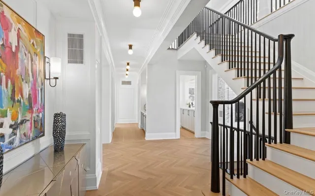 $3,200,000 | 548 Hemlock Drive, Cedarhurst, NY 11516