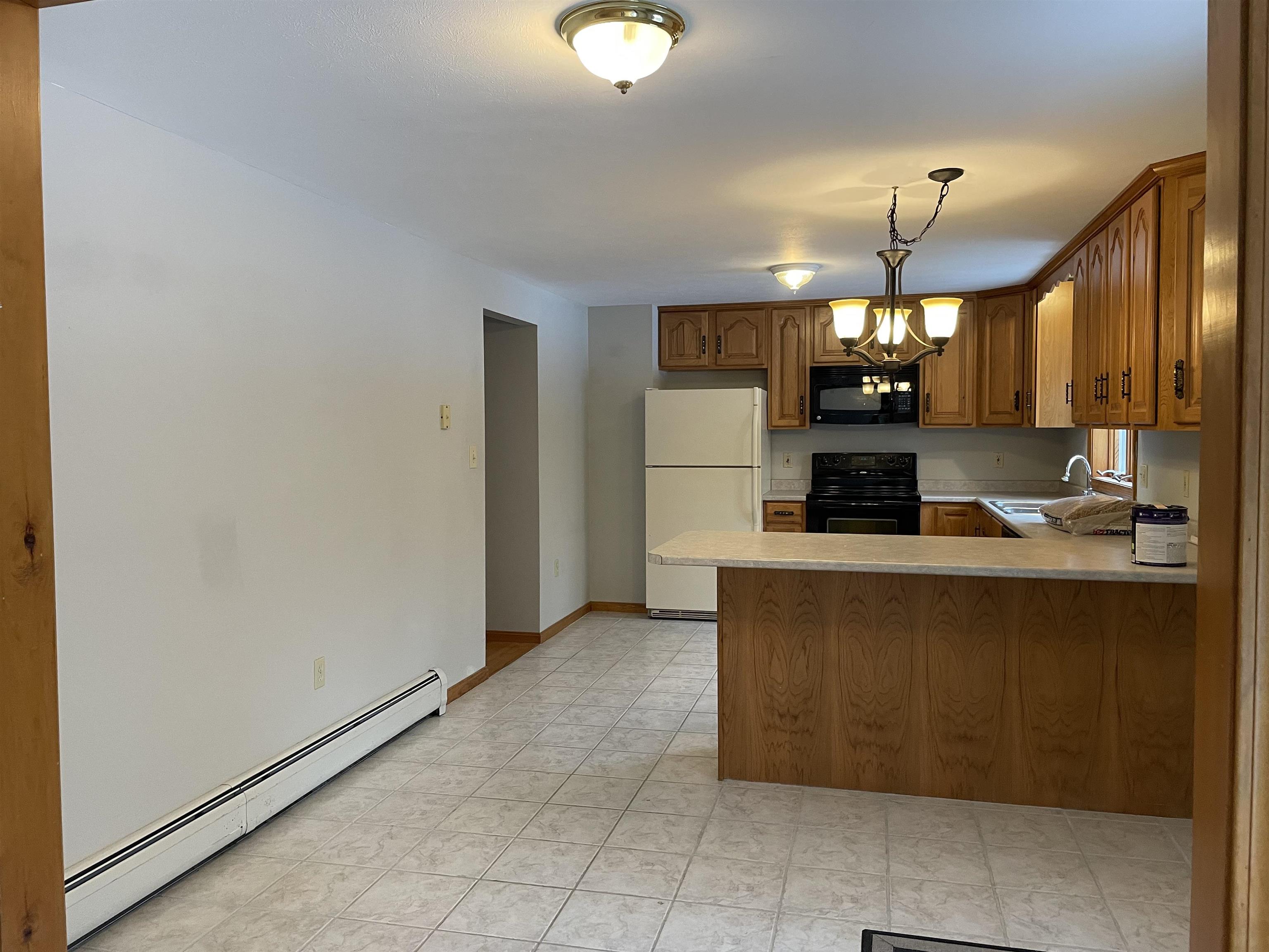 7 B Leblanc Road, Unit B Pelham, NH 03076 - Photo 4 of 16