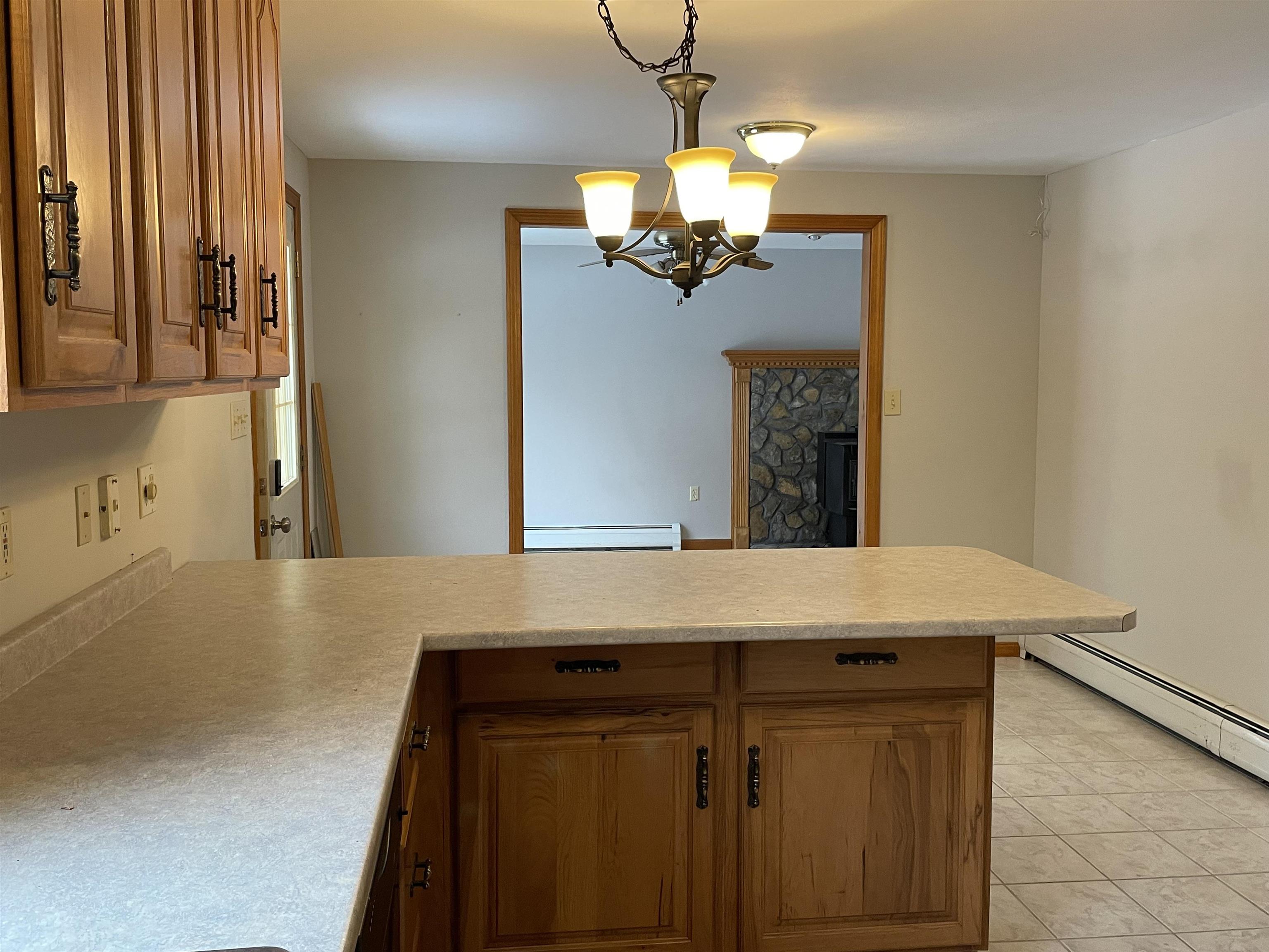 7 B Leblanc Road, Unit B Pelham, NH 03076 - Photo 5 of 16