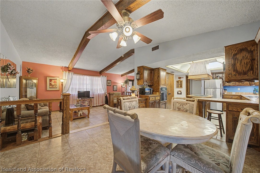 2020 North Torrington Road Avon Park, FL 33825 - Photo 5 of 24