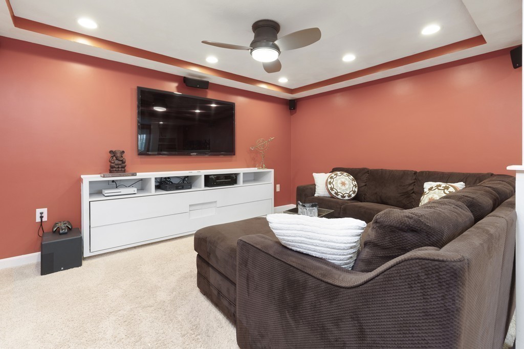 19 Burt Road Wilmington, MA 01887 - Photo 14 of 30