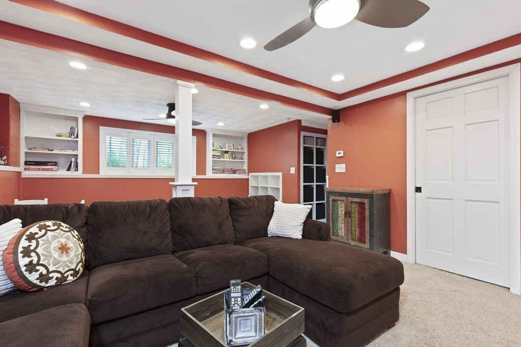19 Burt Road Wilmington, MA 01887 - Photo 15 of 30