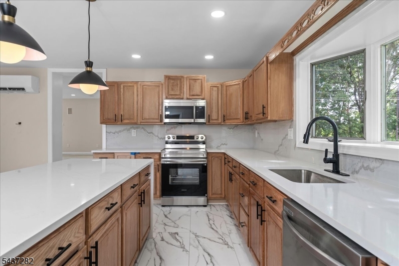 129 Owens Station Road Vernon, NJ 07461 - Photo 14 of 33