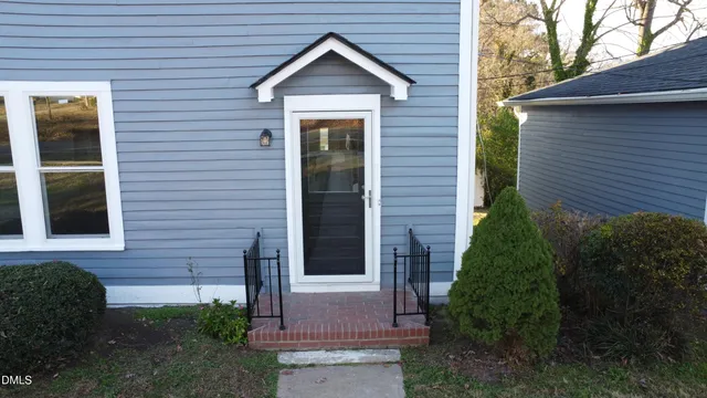 $520,000 | 211 North 9th Street, Mebane, NC 27302