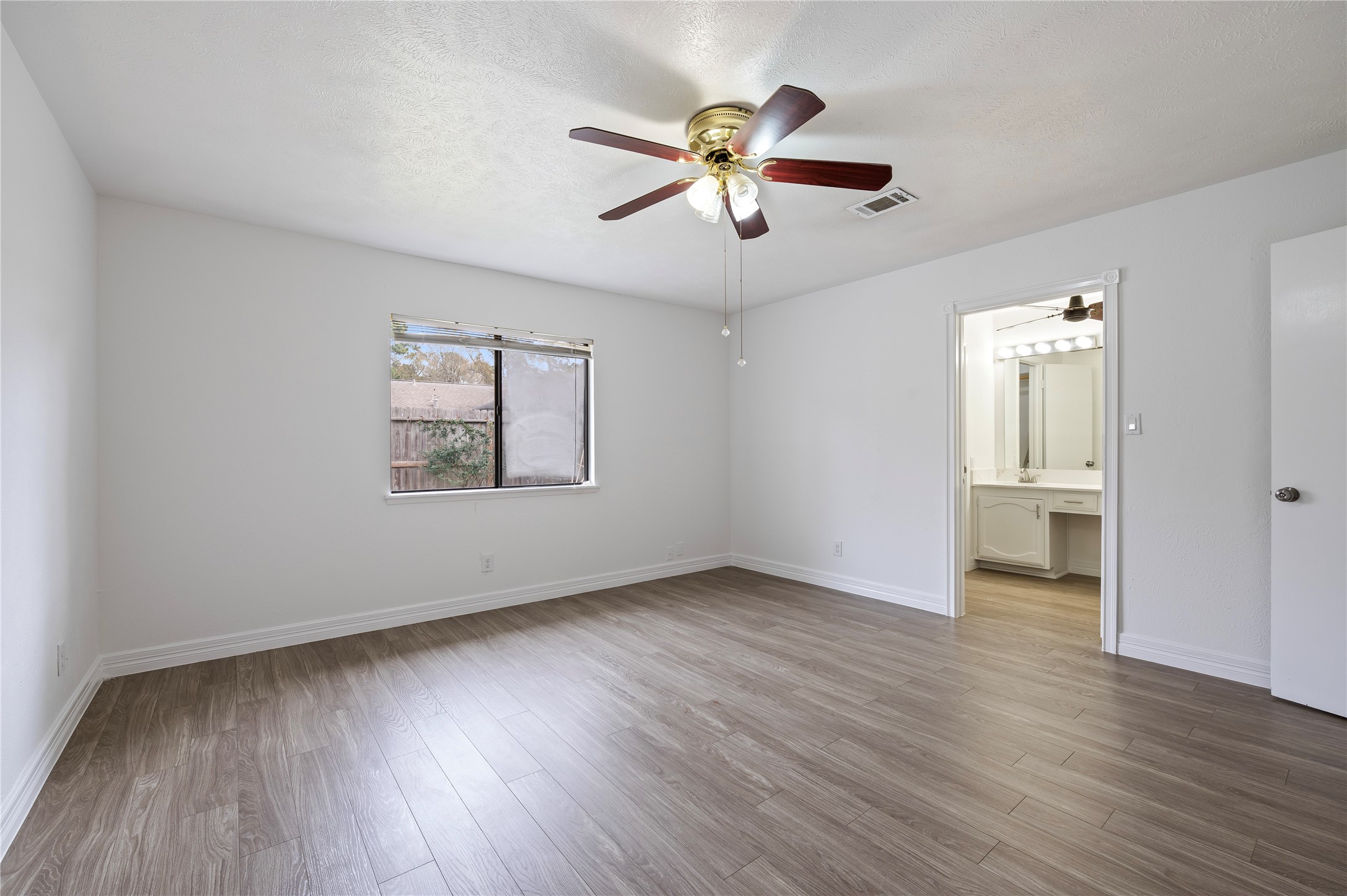 22722 Hawkwood Drive Spring, TX 77373 - Photo 15 of 34