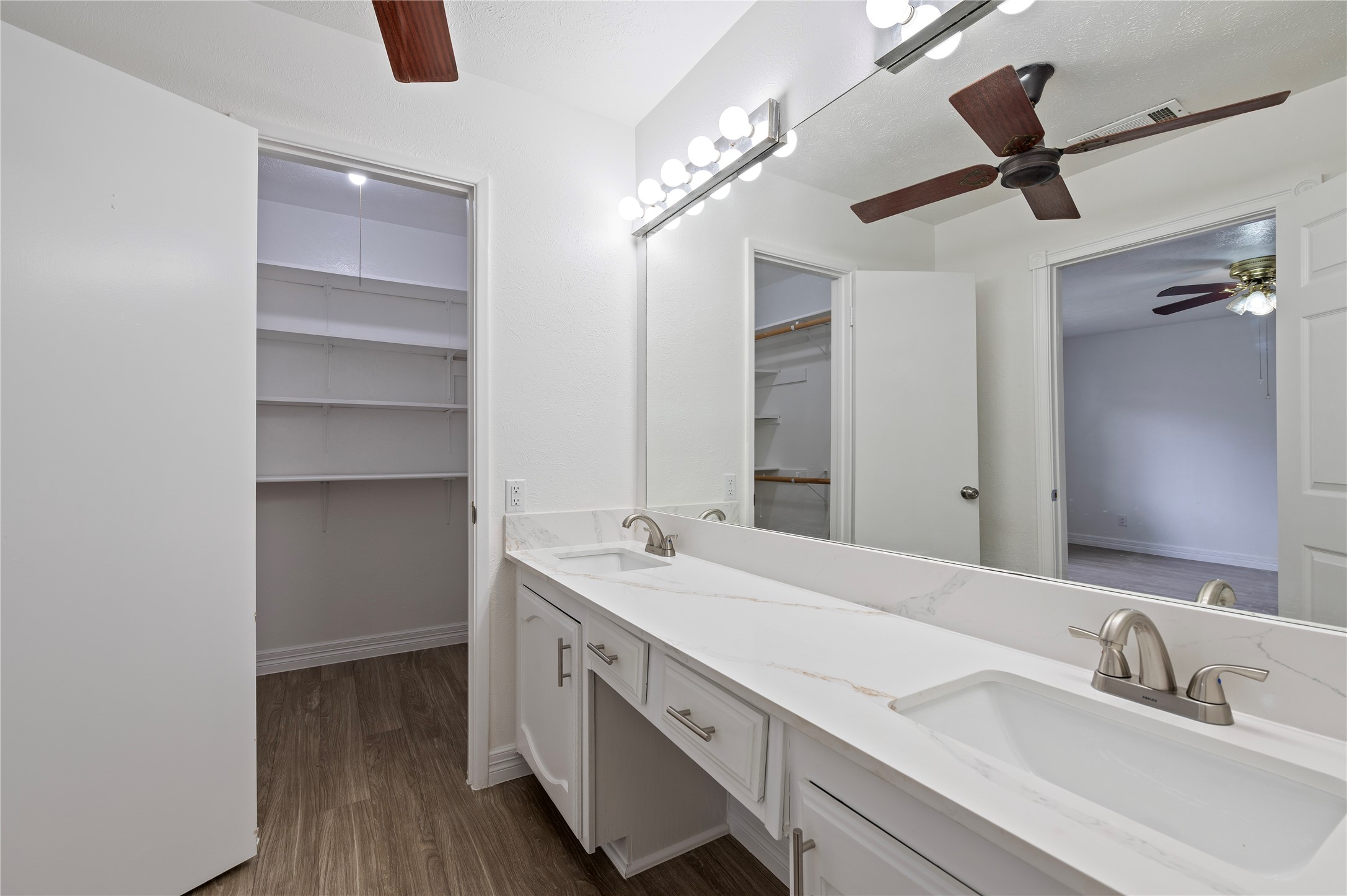 22722 Hawkwood Drive Spring, TX 77373 - Photo 16 of 34