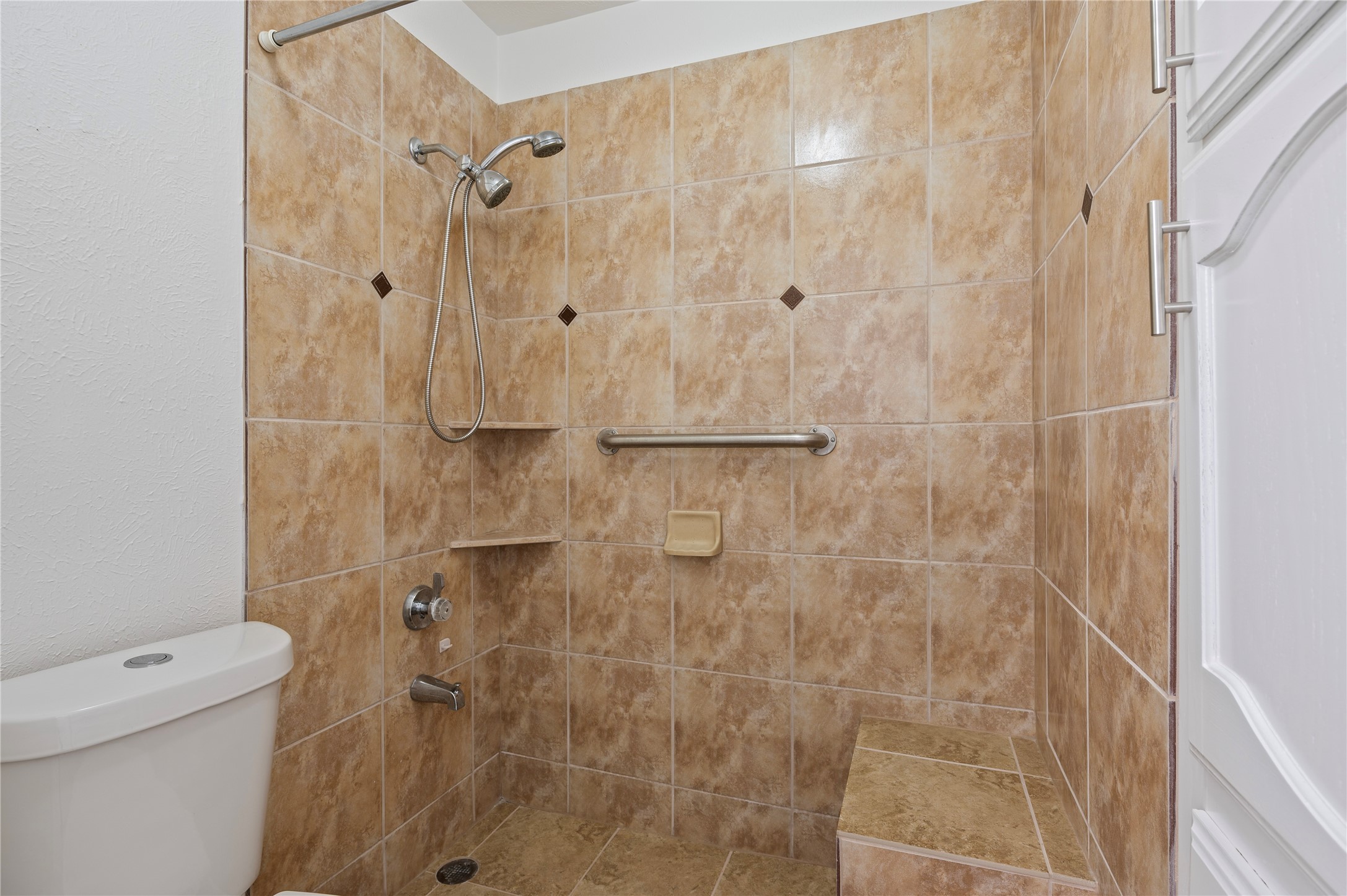 22722 Hawkwood Drive Spring, TX 77373 - Photo 17 of 34