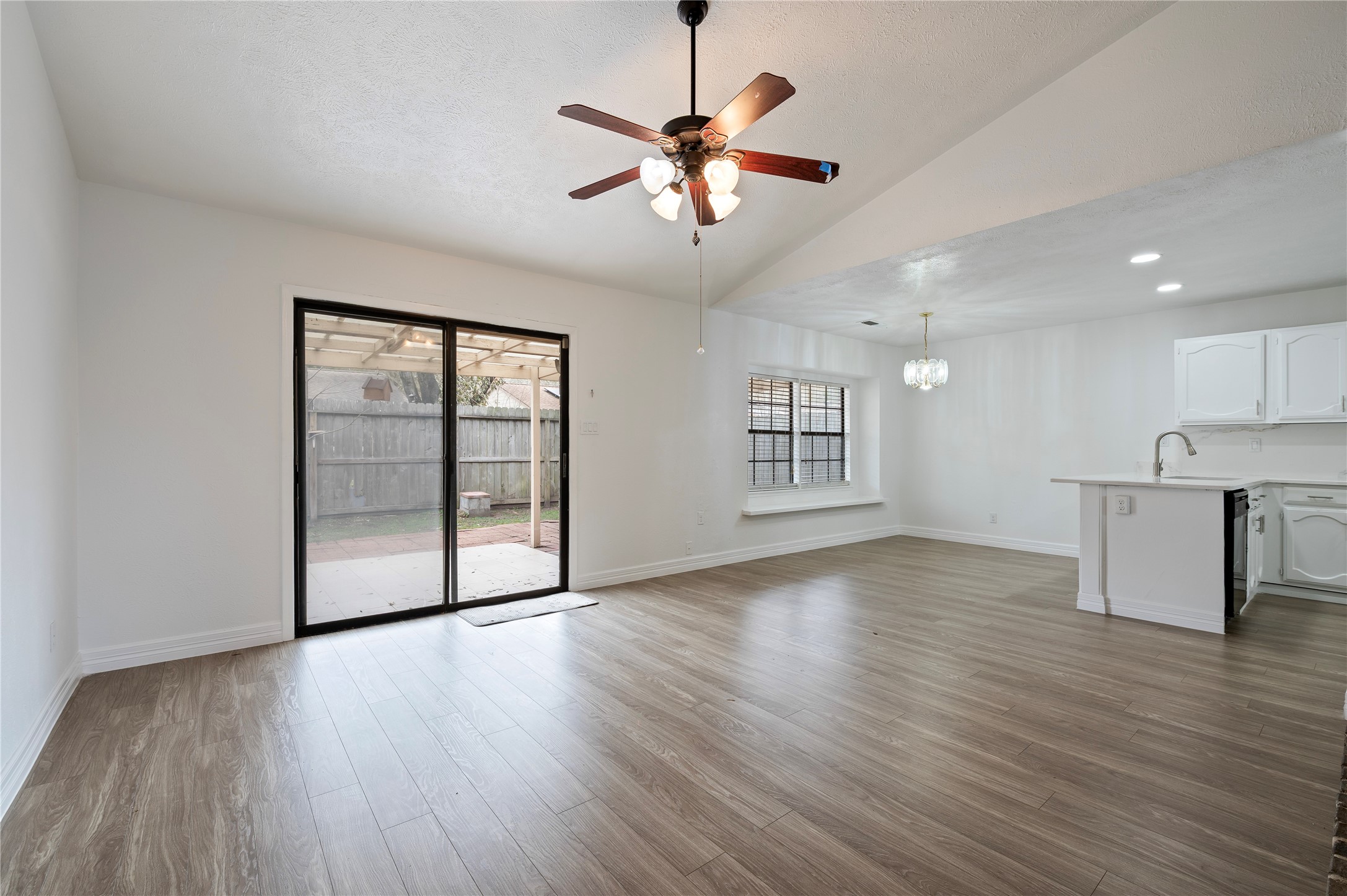 22722 Hawkwood Drive Spring, TX 77373 - Photo 26 of 34