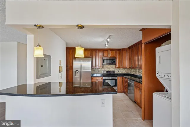 $340,000 | 7420 Westlake Terrace, Unit 1408, Bethesda, MD 20817