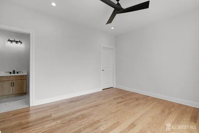 $1,950,000 | 9 Links Drive, Edison, NJ 08820